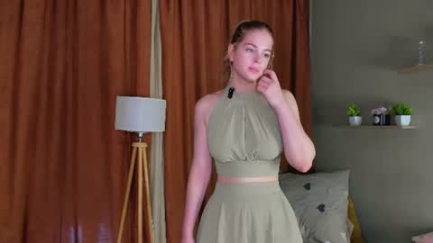 blondensinful online show from June 2026 08:22:02 AM