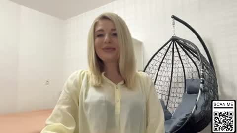 Snapshot of blondie_xoxoxo chatting on June 2026 09:45:01 PM blondie_xoxoxo online show from June 2026 09:45:01 PM