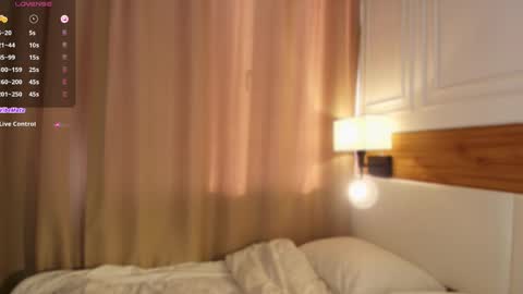 blondoll online show from April 2026 01:19:02 AM
