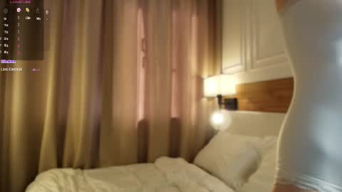 Snapshot of blondoll chatting on June 2026 01:39:01 AM blondoll online show from June 2026 01:39:01 AM