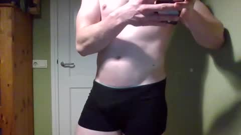 Snapshot of blondsubnl chatting on February 2026 07:57:02 PM BlondSubNL online show from February 2026 07:57:02 PM