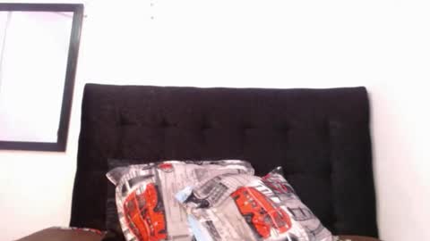 Snapshot of bloom_bbc chatting on November 2025 01:00:01 PM bloom_bbc online show from November 2025 01:00:01 PM