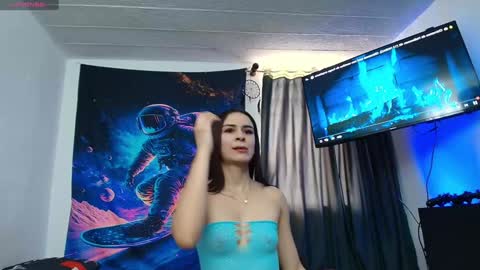 santiylola online show from December 2024 06:16:02 PM