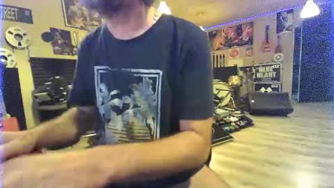 blue73524833 online show from April 2026 12:17:01 AM