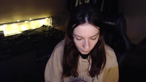 blue__velvet_ online show from June 2026 07:16:02 PM