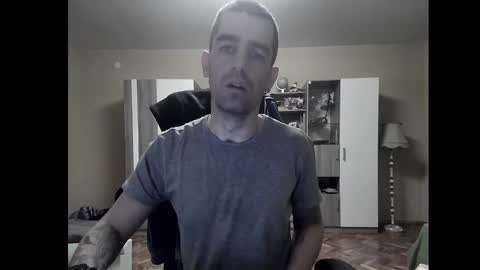 Runaway online show from December 2024 08:08:01 PM