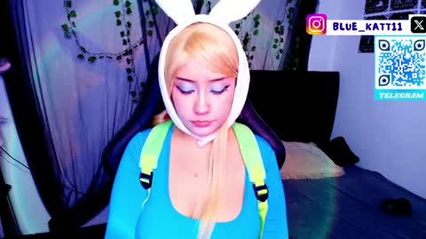 Snapshot of blue_katt chatting on May 2026 01:57:02 AM blue katt online show from May 2026 01:57:02 AM
