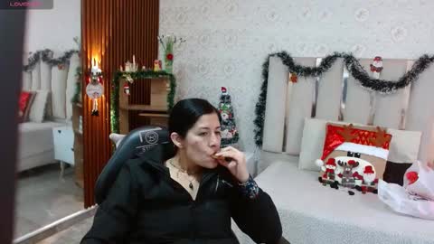 blue_tay1 online show from November 2025 11:34:02 AM