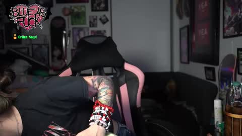 Blue online show from March 2026 02:30:02 AM