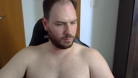 Snapshot of bluec2c chatting on October 2025 06:53:01 PM Blue online show from October 2025 06:53:01 PM