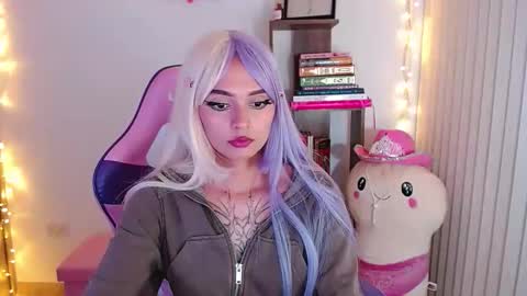 Im Abril .. Nice to meet you  thumb up me please its important  INDEPENDENT MODEL online show from October 2025 01:11:01 AM