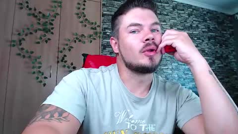 blueeyeboy0 online show from January 2026 08:06:02 AM