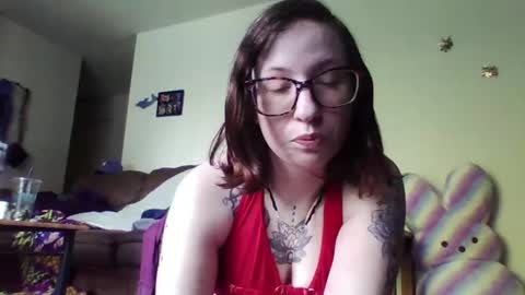 Snapshot of blueeyedbeauty1995 chatting on June 2026 07:26:02 PM Blueeyedbeauty online show from June 2026 07:26:02 PM