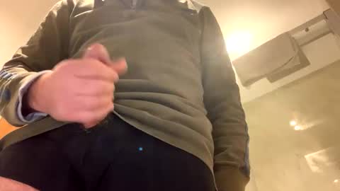 blueeyedboy021170 online show from January 2026 10:22:02 PM