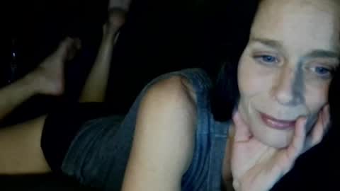 Blueeyedlie online show from April 2026 03:46:01 AM