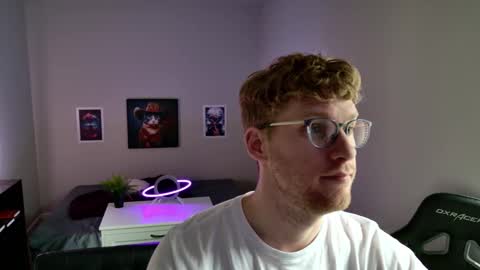 blueeyedtallguy online show from February 2026 07:43:01 PM