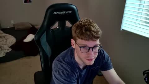 Snapshot of blueeyedtallguy chatting on June 2026 03:07:02 AM blueeyedtallguy online show from June 2026 03:07:02 AM