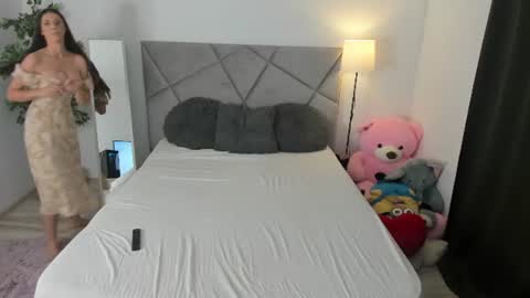 blueeyeslexxxy online show from June 2026 06:35:01 AM