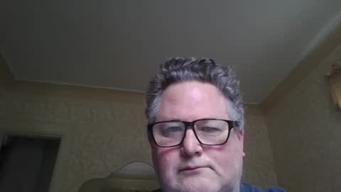 bluemoose70 online show from October 2025 04:46:01 PM