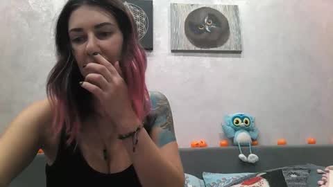 BlueXOwl online show from November 2025 05:58:02 PM