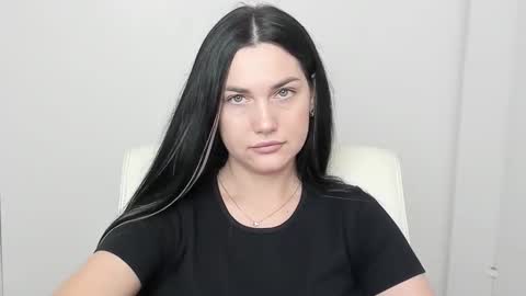 Kelly online show from October 2025 06:47:01 AM