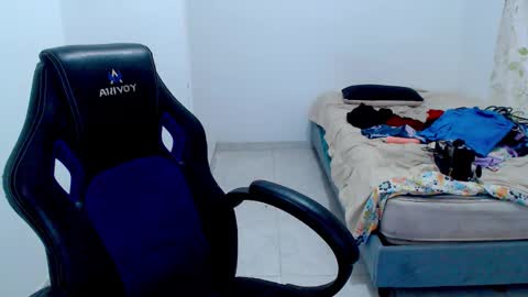  Hey guysI am BrendaWelcome my room online show from January 2026 09:53:02 PM