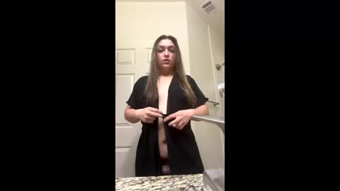 bluntbaby4 online show from June 2026 07:30:01 PM