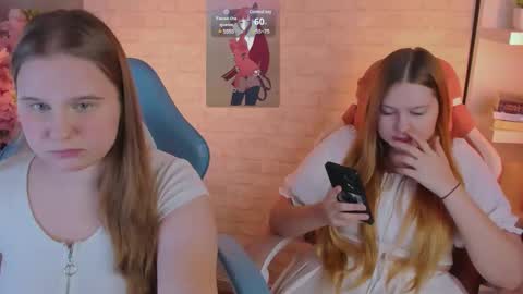 Snapshot of blush_ellie chatting on February 2025 02:48:02 PM Ellie3 online show from February 2025 02:48:02 PM