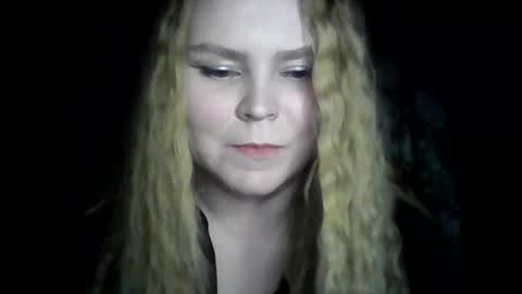 blushing_star online show from March 2025 05:13:01 PM