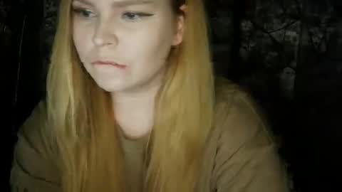 blushing_star online show from November 2025 03:32:02 PM