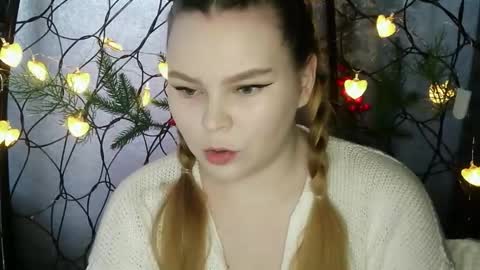 blushing_star online show from February 2026 09:05:02 AM