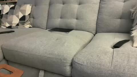 bmclovin_7 online show from February 2025 03:50:01 AM