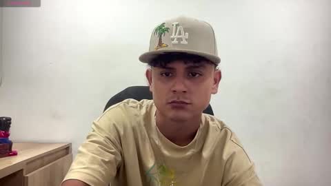 Bob  INDEPENDENT MODEL online show from February 2026 11:56:01 PM