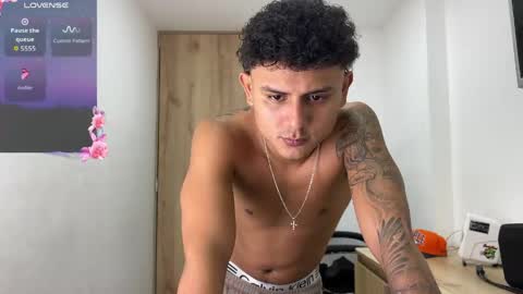 Snapshot of bob_pettersonn chatting on May 2026 12:52:02 AM Bob INDEPENDENT MODEL online show from May 2026 12:52:02 AM