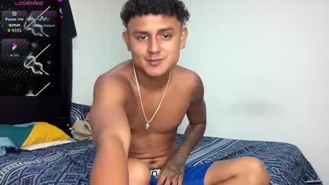 Snapshot of bob_pettersonn chatting on May 2026 06:25:01 PM Bob INDEPENDENT MODEL online show from May 2026 06:25:01 PM