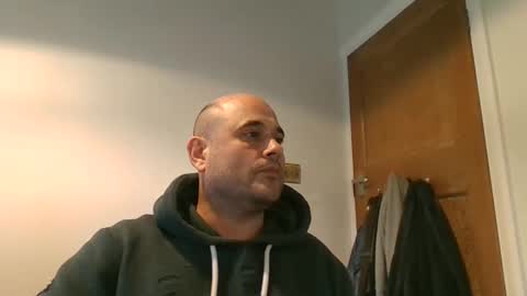 Snapshot of bobabator chatting on September 2025 01:37:01 PM bobabator online show from September 2025 01:37:01 PM