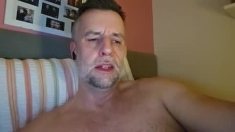 Snapshot of bobberman78 chatting on February 2026 05:48:01 AM Dan online show from February 2026 05:48:01 AM