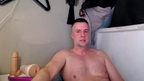 Snapshot of bobberman78 chatting on April 2026 06:36:02 PM Dan online show from April 2026 06:36:02 PM