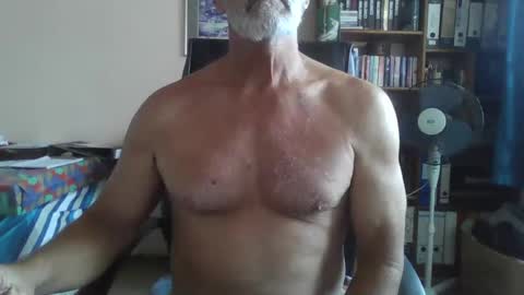 Bobbgud online show from September 2025 08:35:01 AM