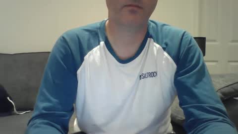 bobby_113 online show from December 2024 12:43:02 AM