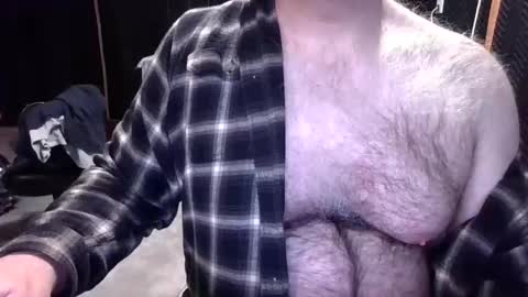 Snapshot of bobbyhill27b chatting on March 2025 02:09:02 AM BobbyHill27b online show from March 2025 02:09:02 AM