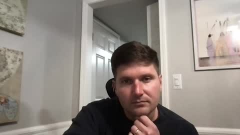 bobbylightfoot3 online show from December 2024 03:49:01 AM