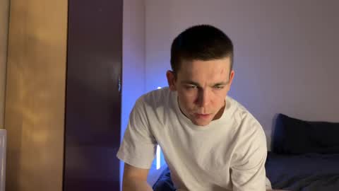 Snapshot of bobbypatterson_ chatting on January 2025 07:01:02 PM BobbyPattersonPVT-OFFER online show from January 2025 07:01:02 PM