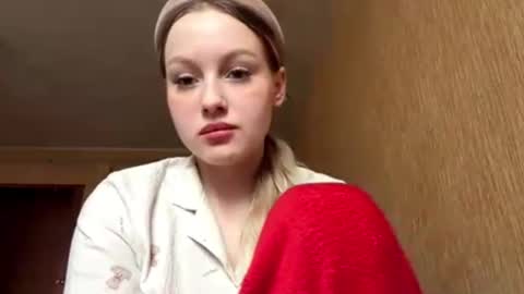 Nina online show from April 2026 08:04:01 AM