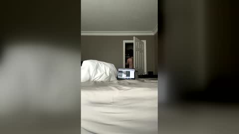 Snapshot of boboutte chatting on April 2026 03:26:01 PM boboutte online show from April 2026 03:26:01 PM