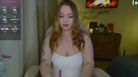  Lina  online show from April 2026 07:44:01 PM