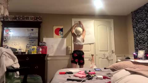 Sailorartemis online show from October 2025 08:51:01 PM