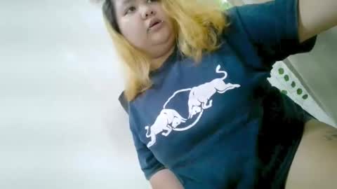 Snapshot of bombastic_darla chatting on September 2025 03:06:02 AM bombastic_darla online show from September 2025 03:06:02 AM