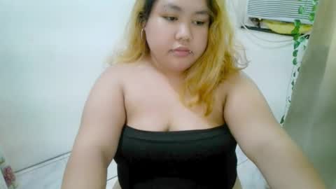 Snapshot of bombastic_darla chatting on September 2025 05:11:02 AM bombastic_darla online show from September 2025 05:11:02 AM