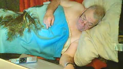 Bomber59potsdam online show from December 2024 07:10:02 PM